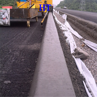Concrere Kerb Laying, Making Machine
